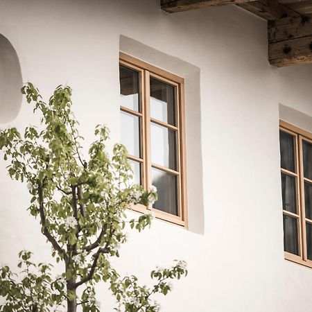 Hofergut Suites & Apartments Рисконе Екстериор снимка